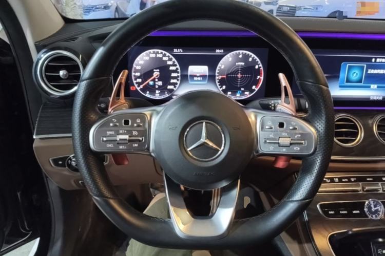 Used Mercedes-Benz E-Class 2019 Restyled E 300 L Sporty and Stylish Edition Steering Wheel
