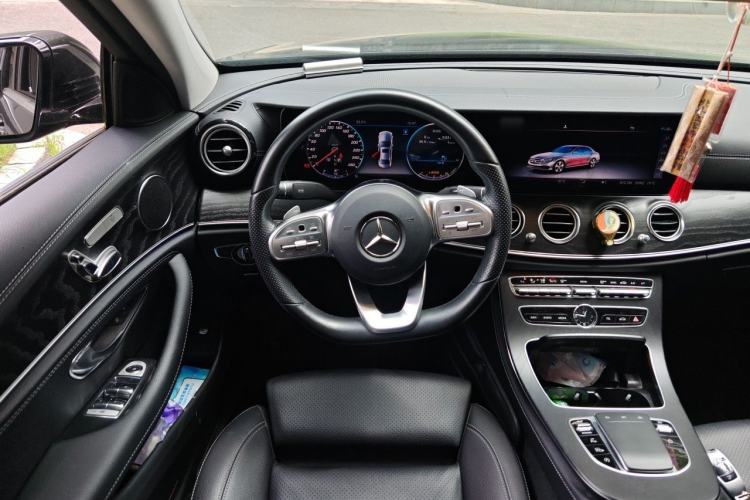 Used Mercedes-Benz E-Class 2019 E 200 L Sport Edition Steering Wheel