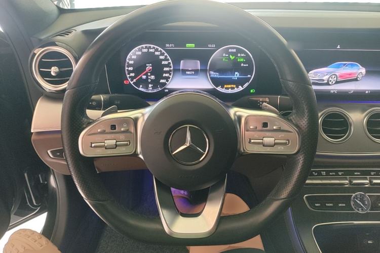 Used Mercedes-Benz E-Class 2019 E 260 Sport Edition Steering Wheel