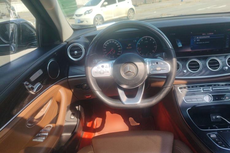 Used Mercedes-Benz E-Class 2019 E 200 L Sport Edition Steering Wheel