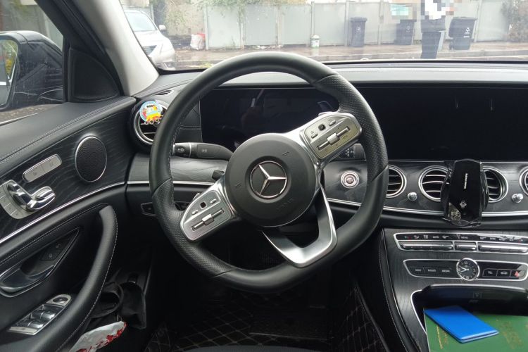 Used Mercedes-Benz E-Class 2019 E 300 L Sporty and Stylish Model Steering Wheel