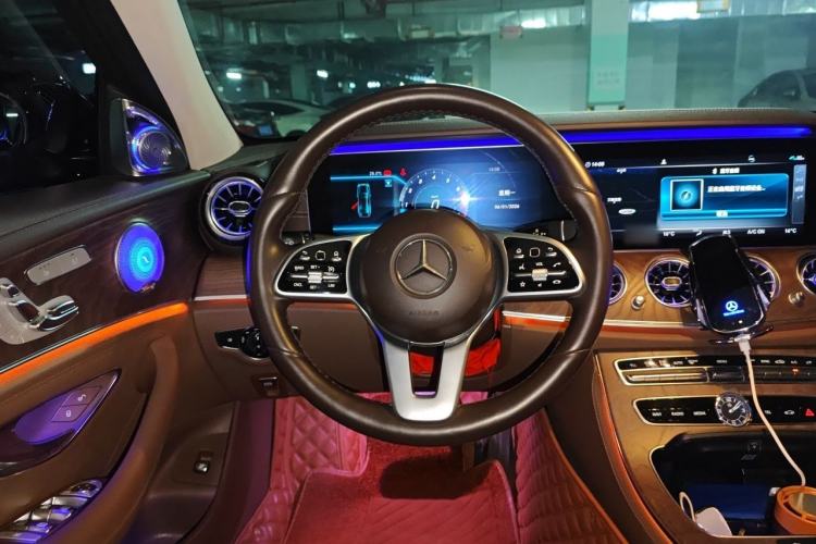 Used Mercedes-Benz E-Class 2019 E 300 L Stylish Model Steering Wheel