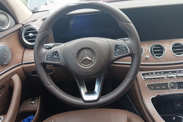 Used Mercedes-Benz E-Class 2019 E 300 L Luxury Model Steering Wheel