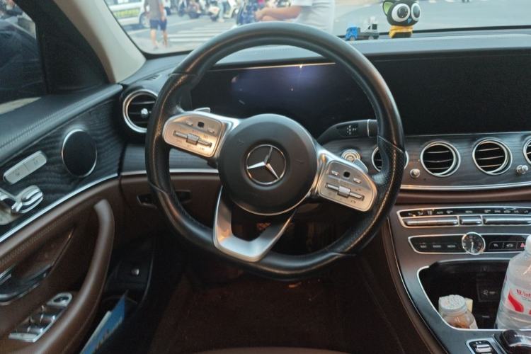 Used Mercedes-Benz E-Class 2019 Restyled E 300 L Sporty and Stylish Edition Steering Wheel