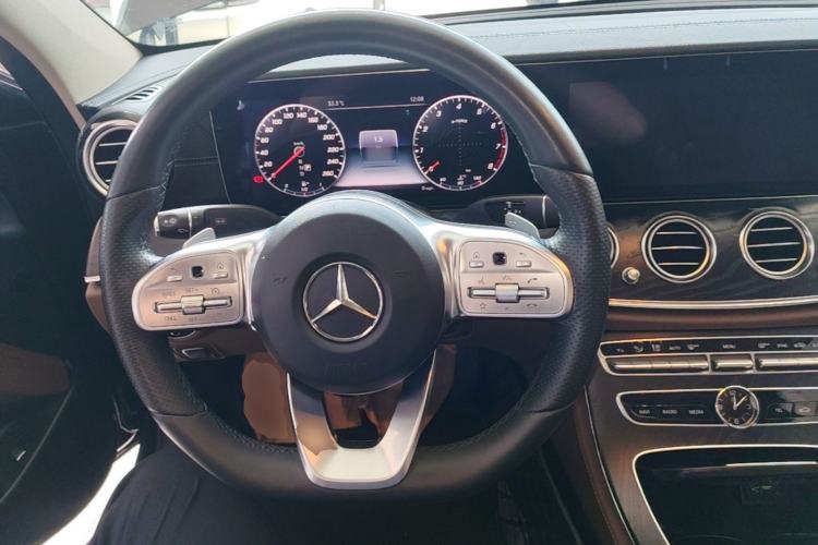 Used Mercedes-Benz E-Class 2019 Restyled E 300 L Sporty and Stylish Edition Steering Wheel