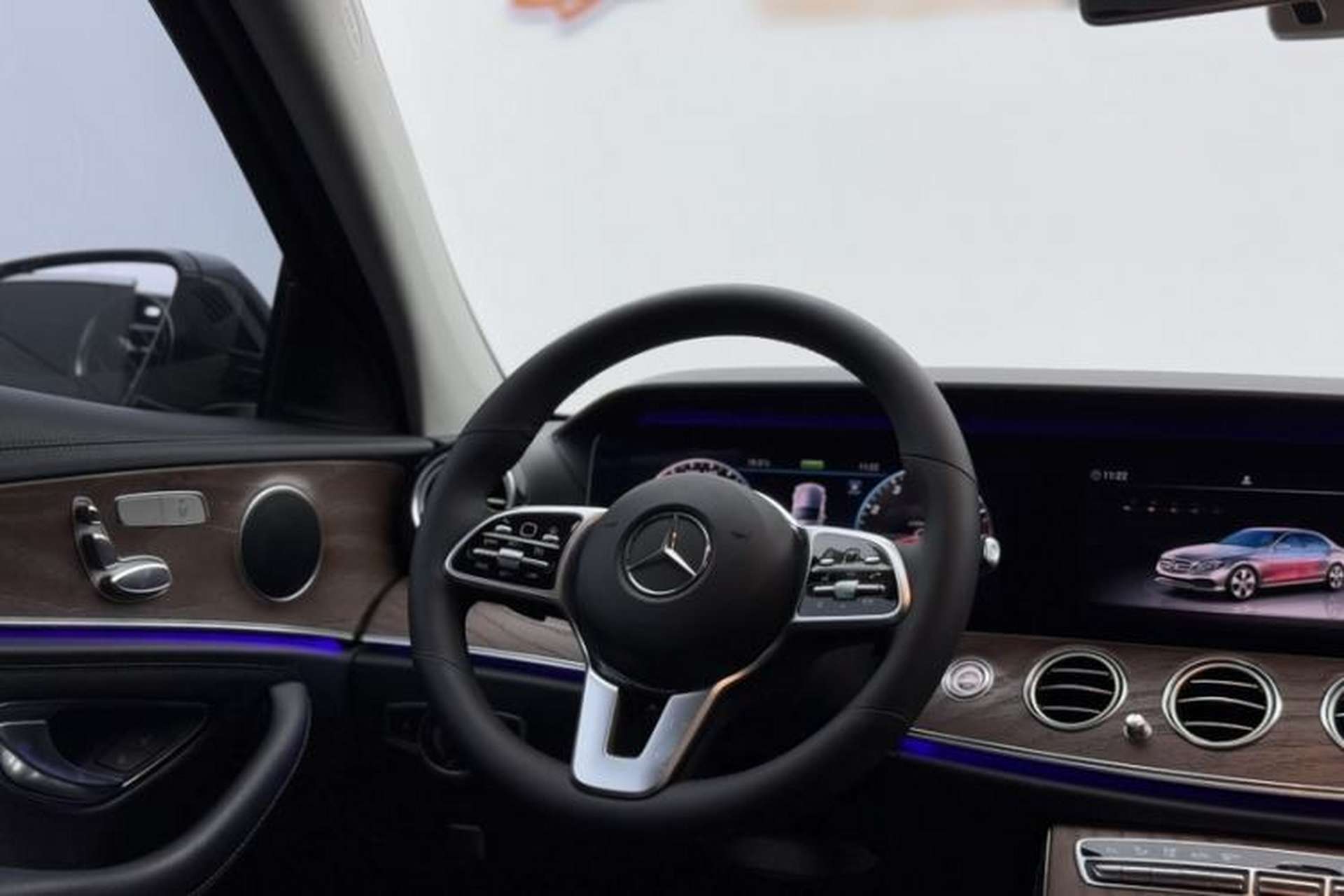 Used Mercedes-Benz E-Class 2019 E 260 L Steering Wheel