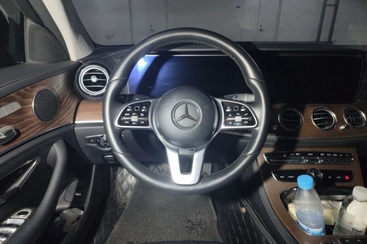 Used Mercedes-Benz E-Class 2019 Facelifted E 300 L Stylish Version Steering Wheel