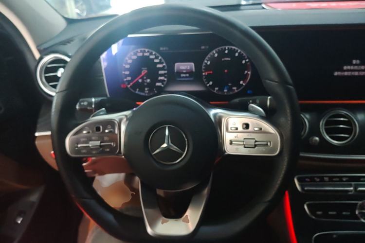 Used Mercedes-Benz E-Class 2019 E 200 L Sport Edition Steering Wheel