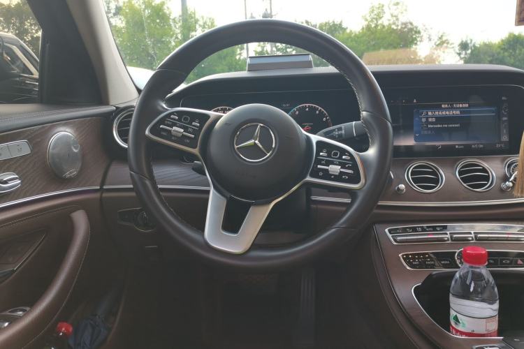 Used Mercedes-Benz E-Class 2019 Facelifted E 300 L Stylish Version Steering Wheel
