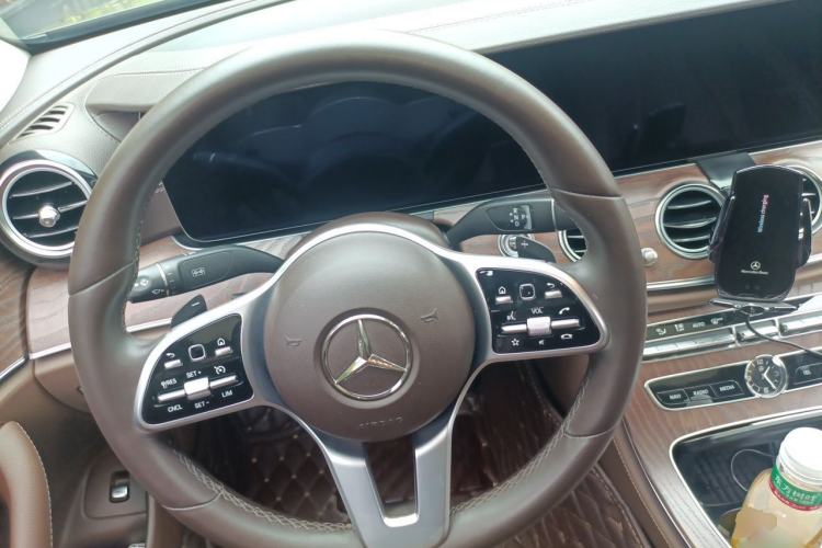 Used Mercedes-Benz E-Class 2019 Restyled E 300 L Luxury Edition Steering Wheel