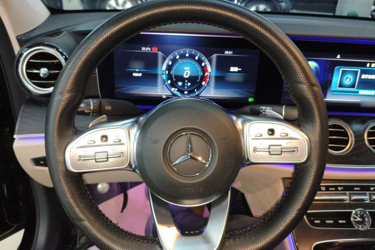 Used Mercedes-Benz E-Class 2019 E 300 L Sport Luxury Edition Steering Wheel