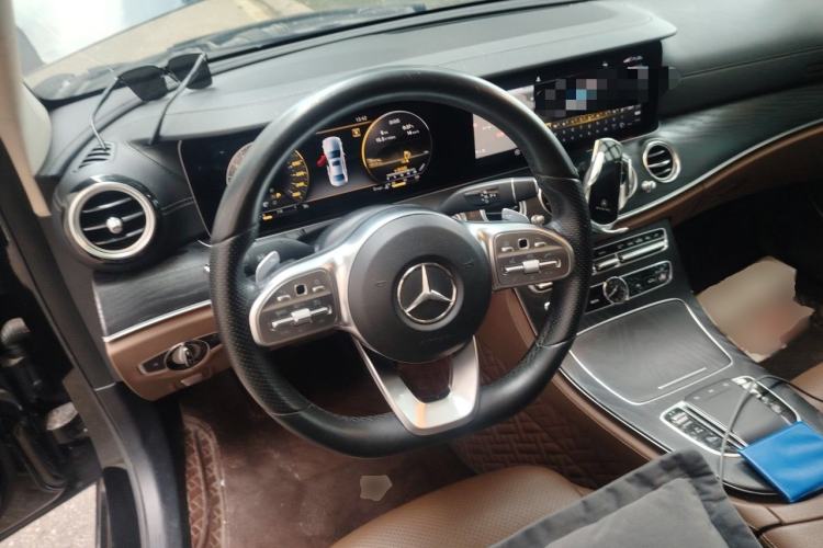 Used Mercedes-Benz E-Class 2019 Restyled E 300 L Sporty and Stylish Edition Steering Wheel