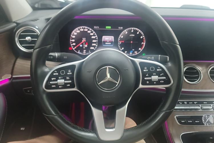 Used Mercedes-Benz E-Class 2019 E 260 L 4MATIC Steering Wheel