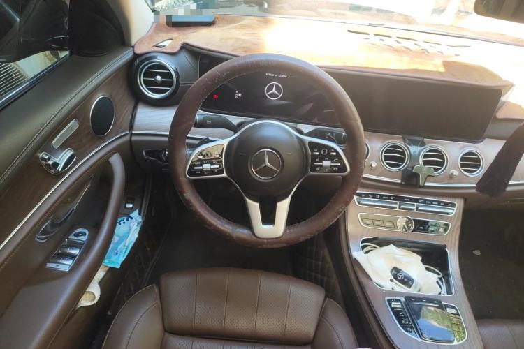 Used Mercedes-Benz E-Class 2019 E 260 L Steering Wheel