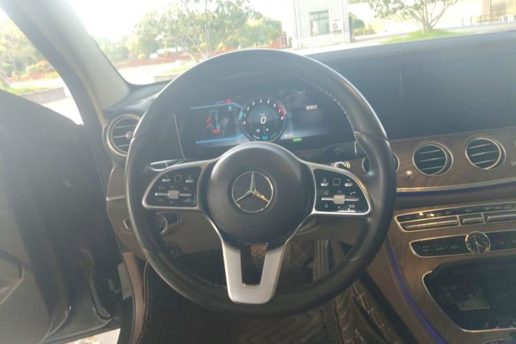 Used Mercedes-Benz E-Class 2019 E 260 L Steering Wheel