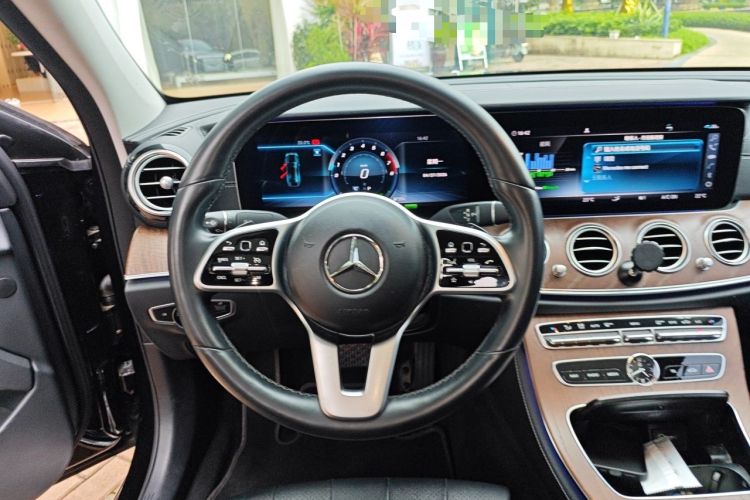 Used Mercedes-Benz E-Class 2019 E 260 L Steering Wheel