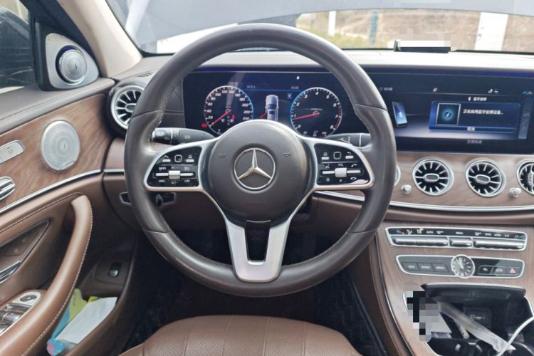 Used Mercedes-Benz E-Class 2019 Restyled E 300 L Luxury Edition Steering Wheel