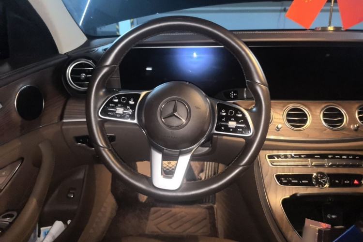 Used Mercedes-Benz E-Class 2019 E 260 L Steering Wheel
