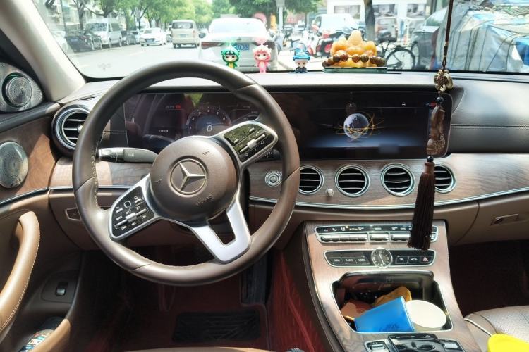 Used Mercedes-Benz E-Class 2019 E 300 L Stylish Model Steering Wheel