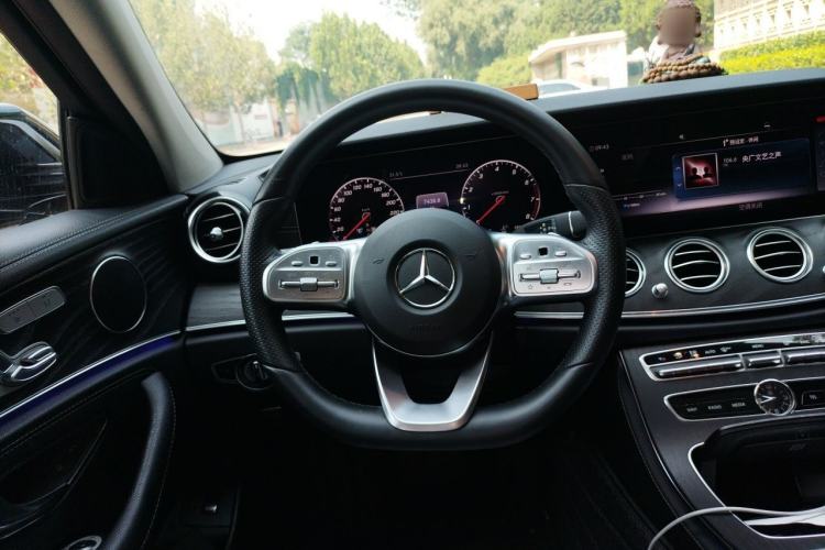 Used Mercedes-Benz E-Class 2019 Restyled E 300 L Sporty and Stylish Edition Steering Wheel
