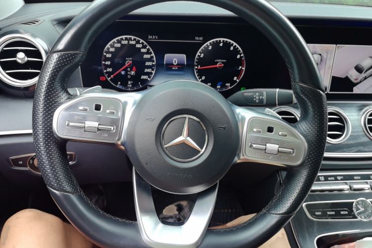 Used Mercedes-Benz E-Class 2019 E 200 L Sport Edition Steering Wheel
