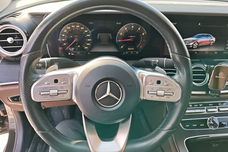 Used Mercedes-Benz E-Class 2019 E 200 L Sport Edition Steering Wheel