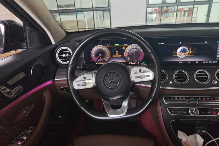 Used Mercedes-Benz E-Class 2019 E 260 L Sport Edition Steering Wheel