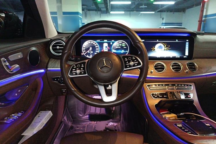 Used Mercedes-Benz E-Class 2019 E 260 L Steering Wheel