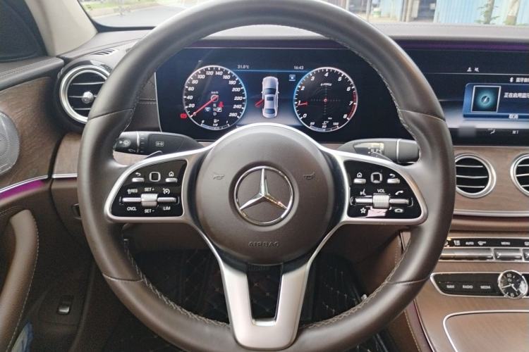 Used Mercedes-Benz E-Class 2019 Restyled E 300 L Luxury Edition Steering Wheel