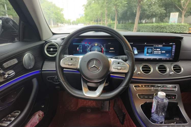 Used Mercedes-Benz E-Class 2019 Restyled E 300 L Sport Luxury Edition Steering Wheel