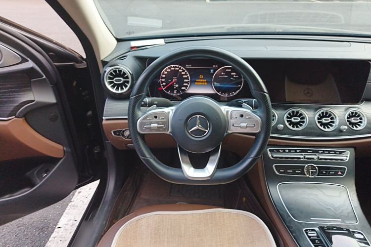 Used Mercedes-Benz E-Class 2019 E 300 L Sporty and Stylish Model Steering Wheel