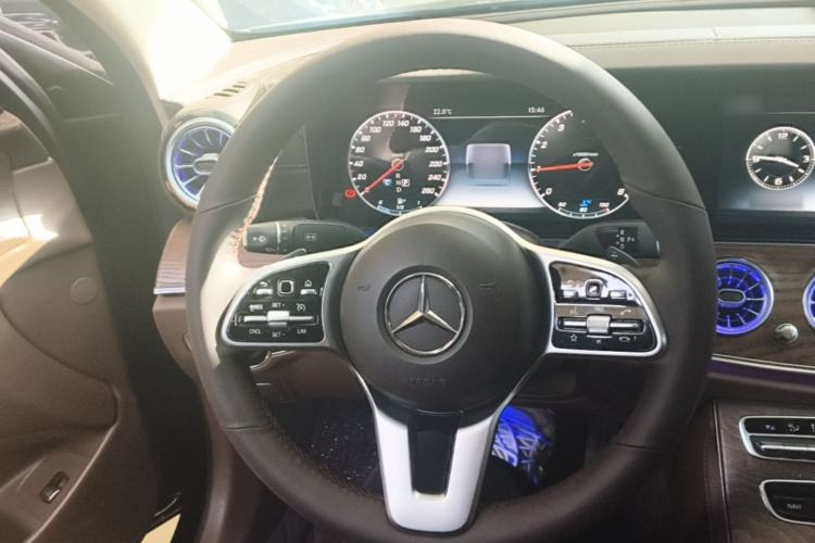 Used Mercedes-Benz E-Class 2019 E 300 L Stylish Model Steering Wheel