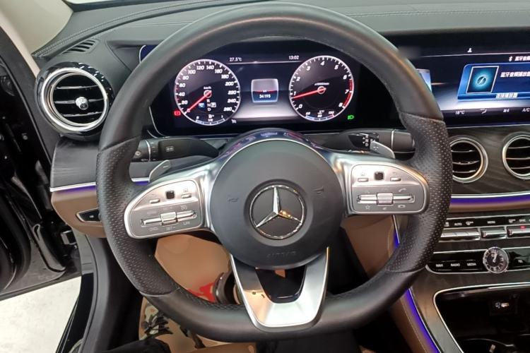 Used Mercedes-Benz E-Class 2019 Restyled E 300 L Sporty and Stylish Edition Steering Wheel