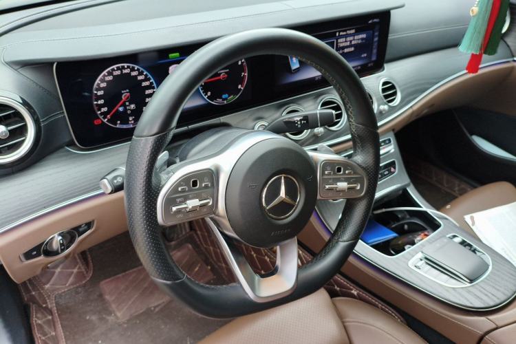 Used Mercedes-Benz E-Class 2019 E 260 L Sport Edition Steering Wheel