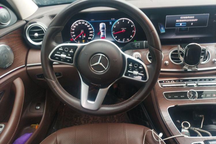 Used Mercedes-Benz E-Class 2019 E 300 L Luxury Model Steering Wheel