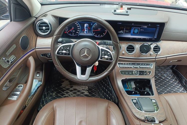 Used Mercedes-Benz E-Class 2019 E 300 L Luxury Model Steering Wheel