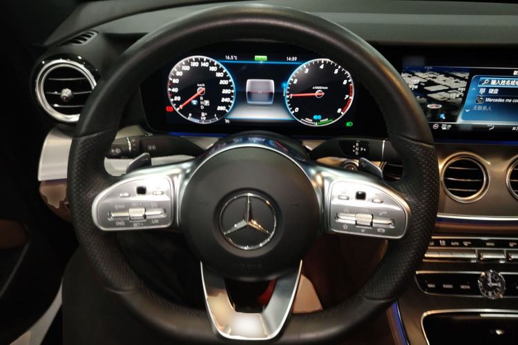Used Mercedes-Benz E-Class 2019 E 260 Sport Edition Steering Wheel