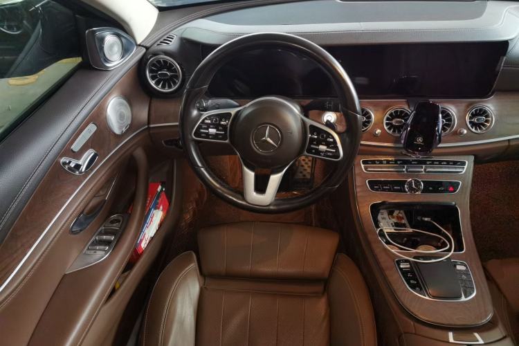 Used Mercedes-Benz E-Class 2019 E 200 L Steering Wheel