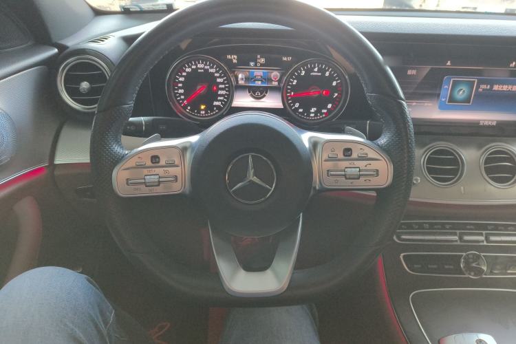 Used Mercedes-Benz E-Class 2019 E 200 Sport Edition Steering Wheel