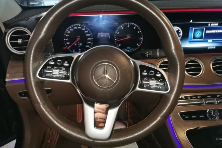 Used Mercedes-Benz E-Class 2019 E 260 L Steering Wheel
