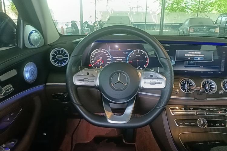Used Mercedes-Benz E-Class 2019 Restyled E 300 L Sporty and Stylish Edition Steering Wheel