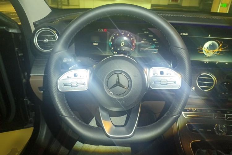 Used Mercedes-Benz E-Class 2019 Restyled E 300 L Sport Luxury Edition Steering Wheel