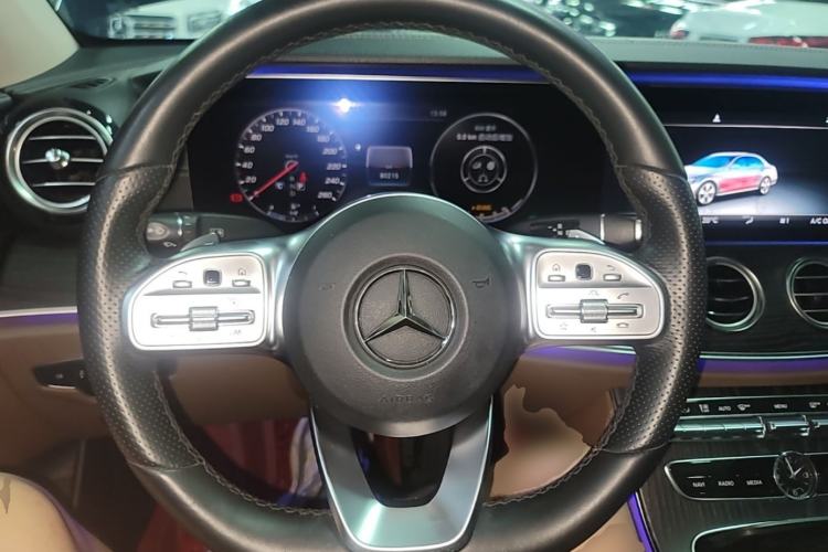 Used Mercedes-Benz E-Class 2019 Restyled E 300 L Sporty and Stylish Edition Steering Wheel