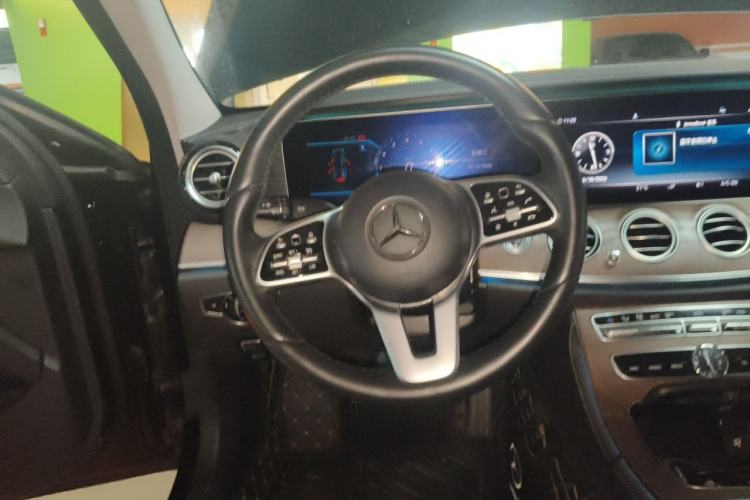 Used Mercedes-Benz E-Class 2019 E 300 L Stylish Model Steering Wheel