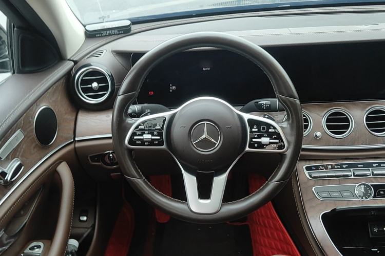 Used Mercedes-Benz E-Class 2019 E 200 L Steering Wheel