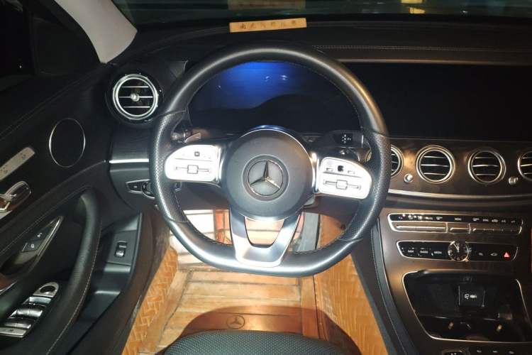 Used Mercedes-Benz E-Class 2019 E 300 L Sporty and Stylish Model Steering Wheel