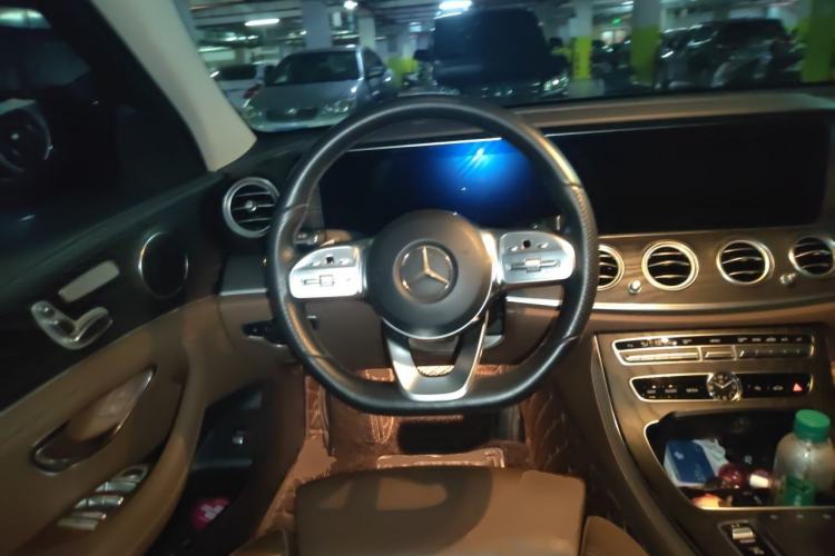 Used Mercedes-Benz E-Class 2019 E 260 L Sport Edition Steering Wheel