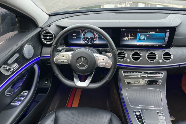 Used Mercedes-Benz E-Class 2019 Restyled E 300 L Sport Luxury Edition Steering Wheel