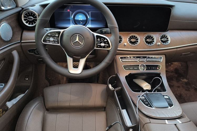 Used Mercedes-Benz E-Class 2019 E 200 L Steering Wheel