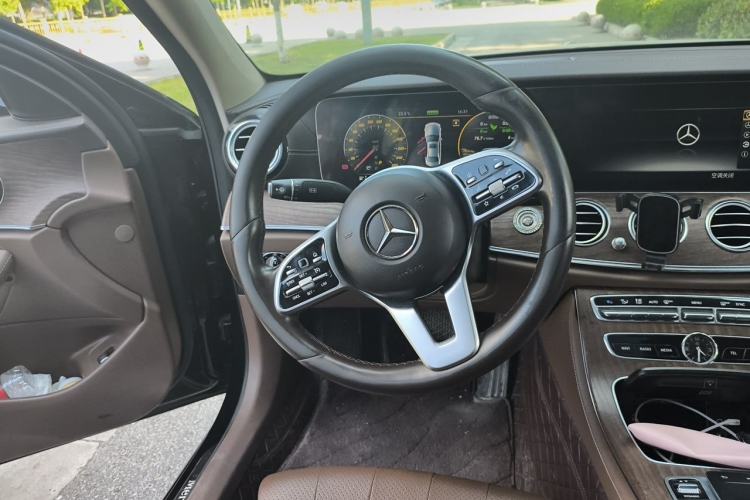 Used Mercedes-Benz E-Class 2019 E 260 L Steering Wheel